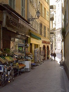 Epicerie des Etoiles grocery store  in Old Nice